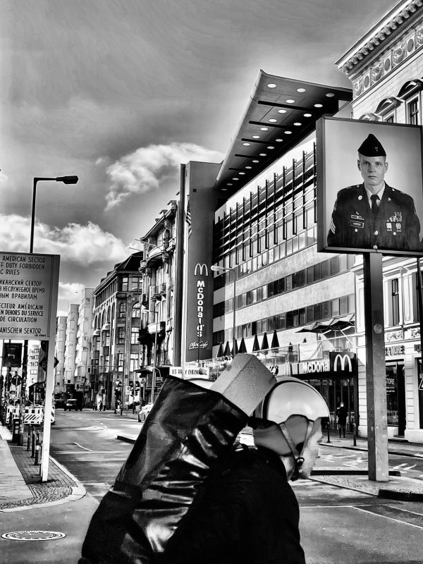 Checkpoint_Charlie